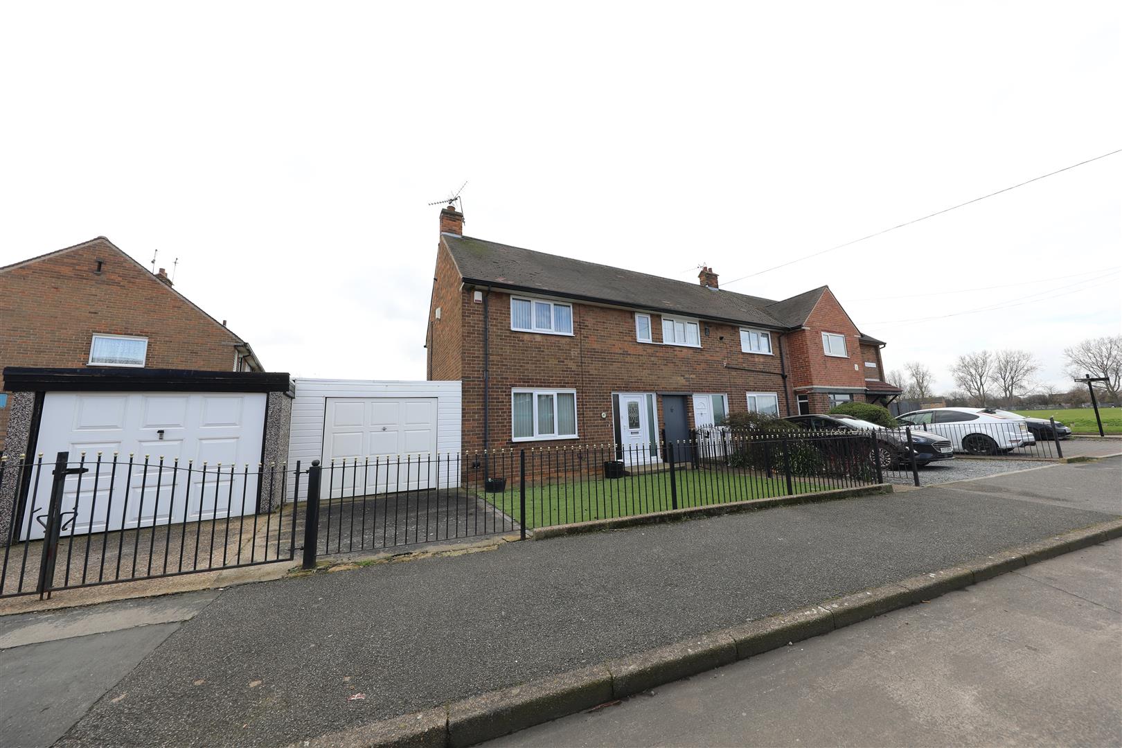 Property & Houses for Sale & Let in Hull Symonds & Greenham